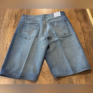 VINTAGE Y2K TRUE EVOLUTION IN DESIGN SIZE 42 SKATER WIDE LEG SHORTS BAGGY GRUNGE